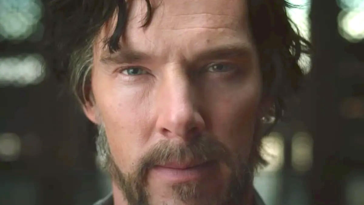 Benedict Cumberbatch smolders for the camera in a close-up shot in 'Doctor Strange'