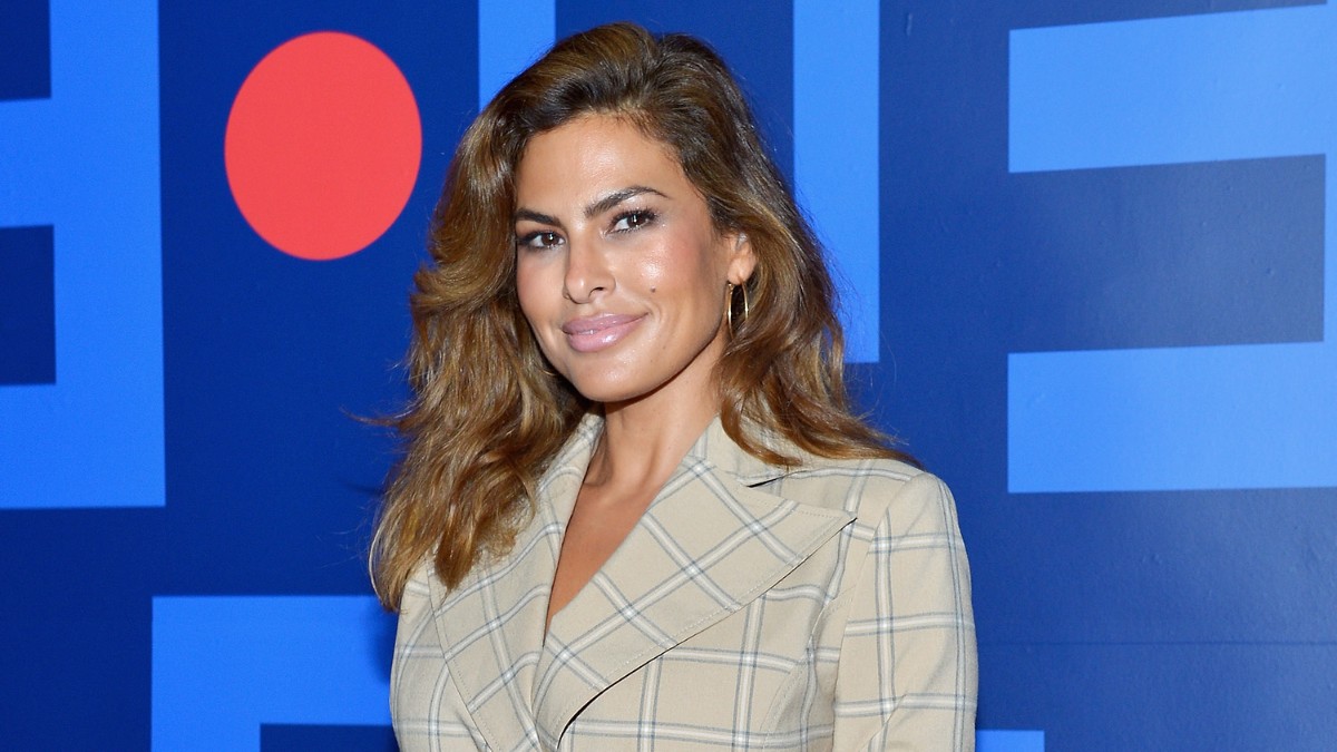 'I don't mean this in a selfdeprecating way' Eva Mendes is busy owning up to truths from the