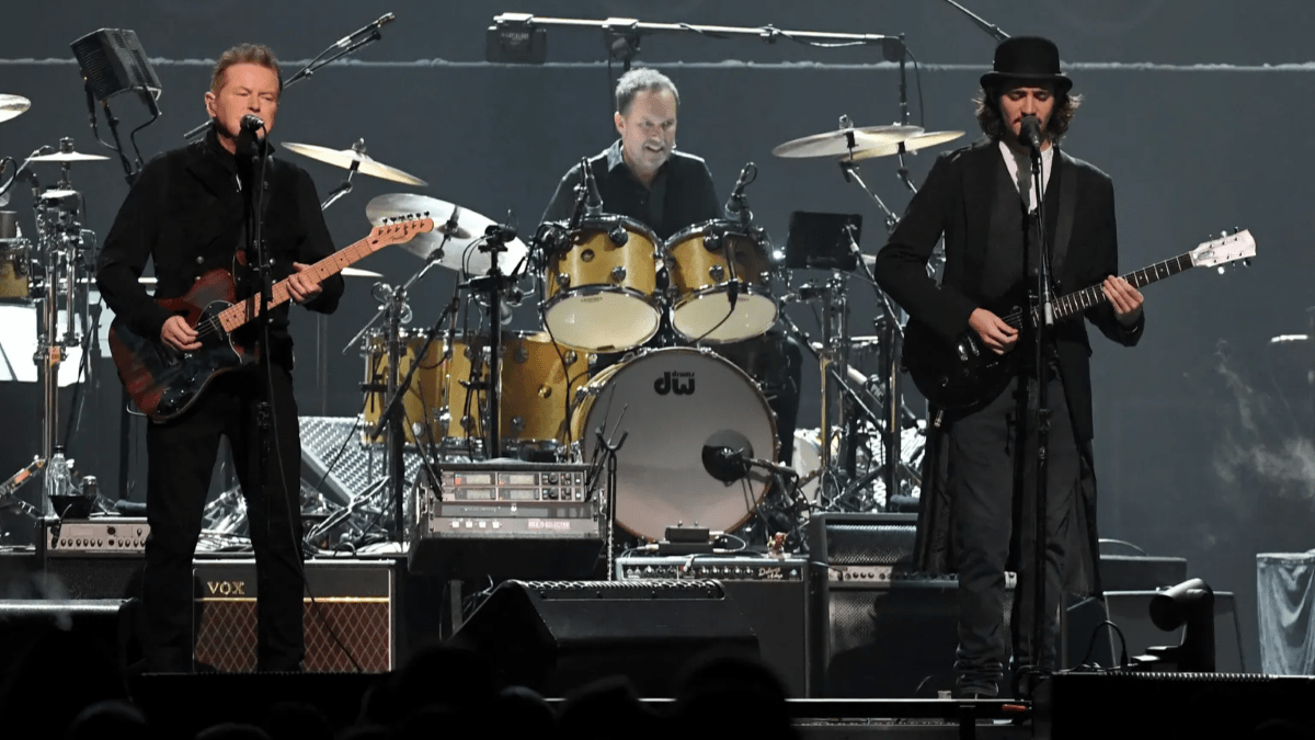 LAS VEGAS, NEVADA - SEPTEMBER 27: (L-R) Don Henley of the Eagles performs with Scott F. Crago and Deacon Frey at MGM Grand Garden Arena on September 27, 2019 in Las Vegas, Nevada. (Photo by Ethan Miller/Getty Images)