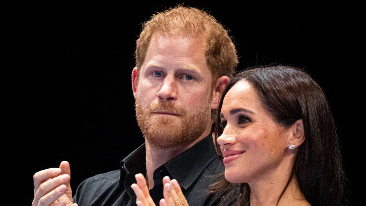 DUSSELDORF, GERMANY - SEPTEMBER 13: Prince Harry, Duke of Sussex and Meghan Duchess of Sussex are seen at the wheelchair basketball final between the United States and France during day four of the Invictus Games on September 13, 2023 in Dusseldorf, Germany.