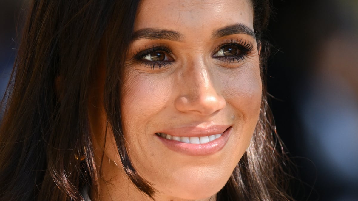 DUSSELDORF, GERMANY - SEPTEMBER 15: Meghan, Duchess of Sussex, attends the cycling medal ceremony at the Cycling Track during day six of the Invictus Games Düsseldorf 2023 on September 15, 2023 in Dusseldorf, Germany.