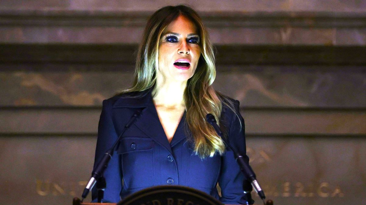 Former U.S. first lady Melania Trump delivers remarks during a naturalization ceremony at the National Archives on December 15, 2023 in Washington, DC. During the ceremony 25 people from 25 nations were sworn in as new U.S. citizens. (Photo by Alex Wong/Getty Images)