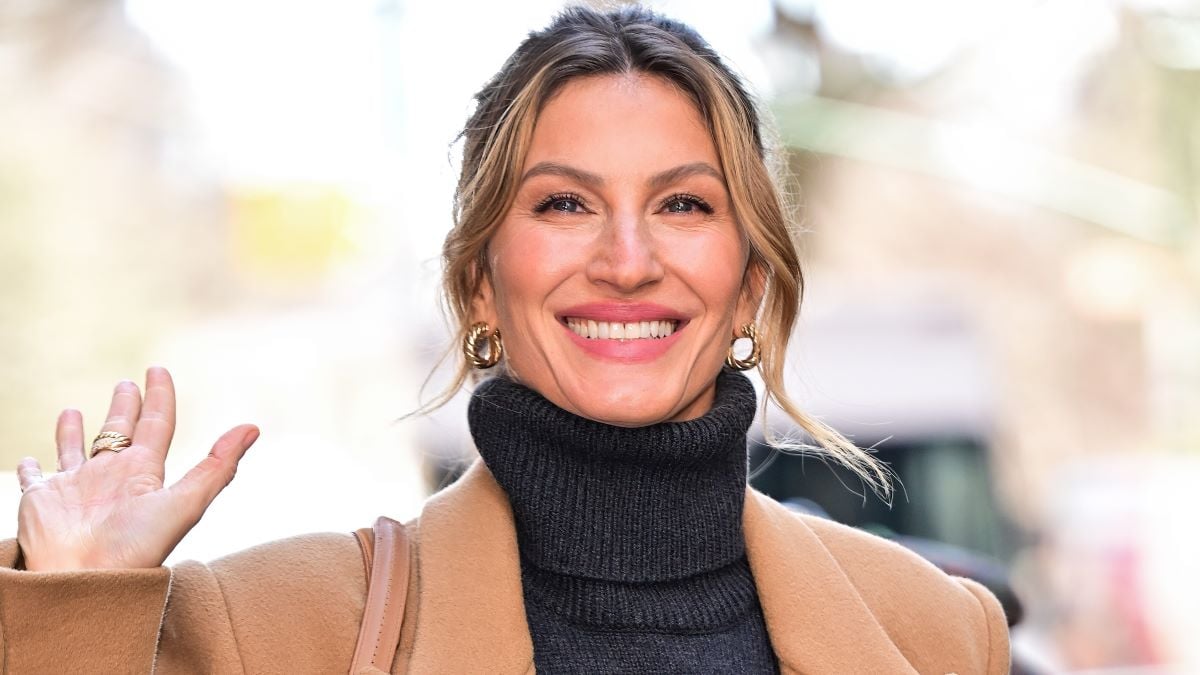 Gisele Bundchen leaves ABC's "The View" on the Upper West Side on March 21, 2024 in New York City. (Photo by James Devaney/GC Images)