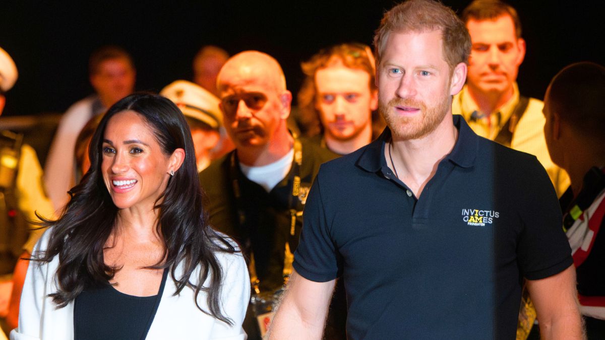 Prince Harry, Duke of Sussex and Meghan, Duchess of Sussex attend the Wheelchair Basketball preliminary match between Ukraine and Australia during day four of the Invictus Games