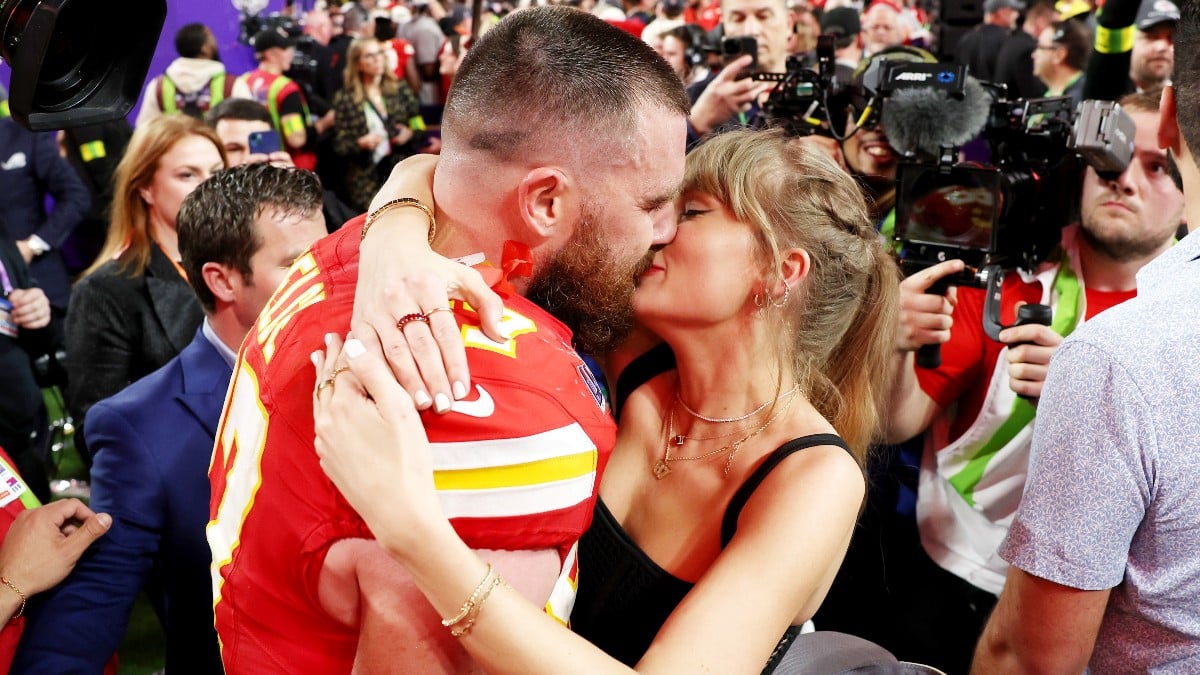 Travis Kelce Taylor Swift propose