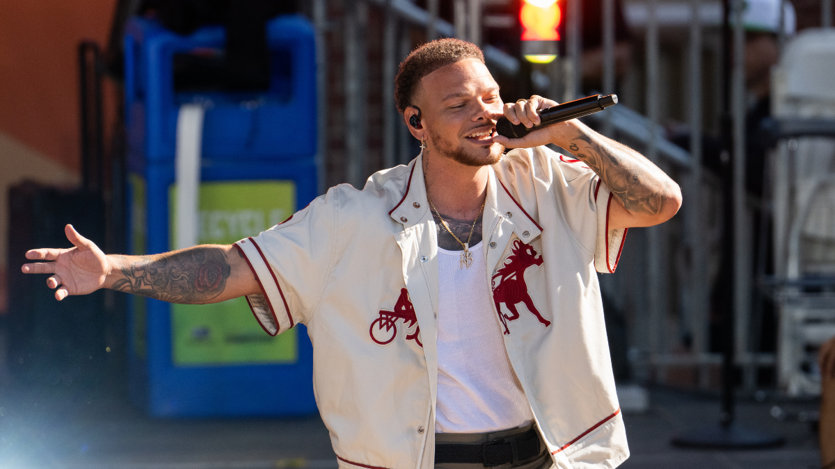 NEW YORK, NEW YORK - JULY 19: Kane Brown performs on ABC's "Good Morning America" at Rumsey Playfield, Central Park on July 19, 2024 in New York City. (Photo by Noam Galai/Getty Images)