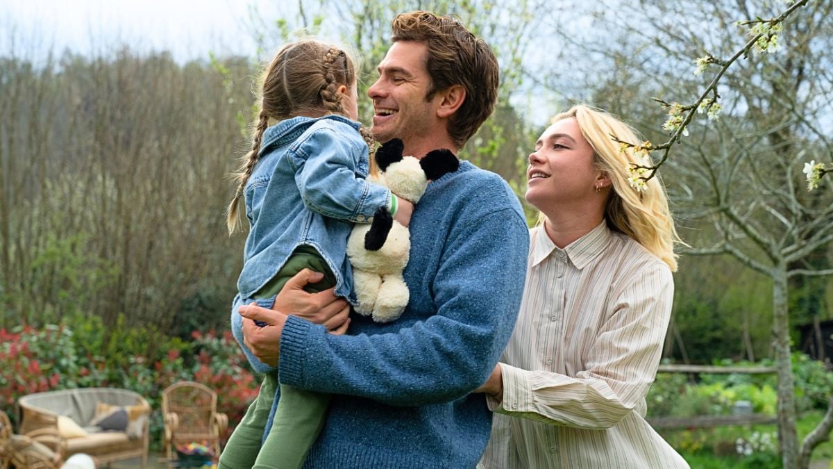 Florence Pugh y Andrew Garfield en 'Vivimos en el tiempo' de A24