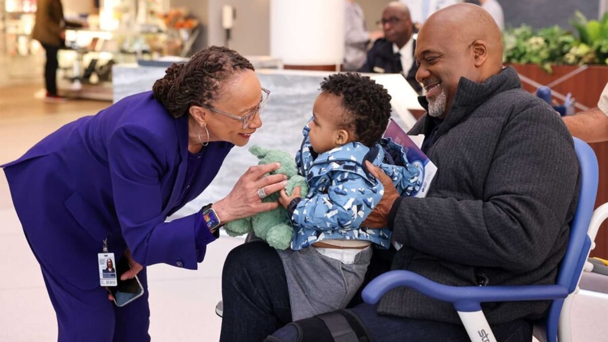 Sharon Goodwin (S. Epatha Merkerson) and Bert Goodwin (Greg Alan Williams) on Chicago Med