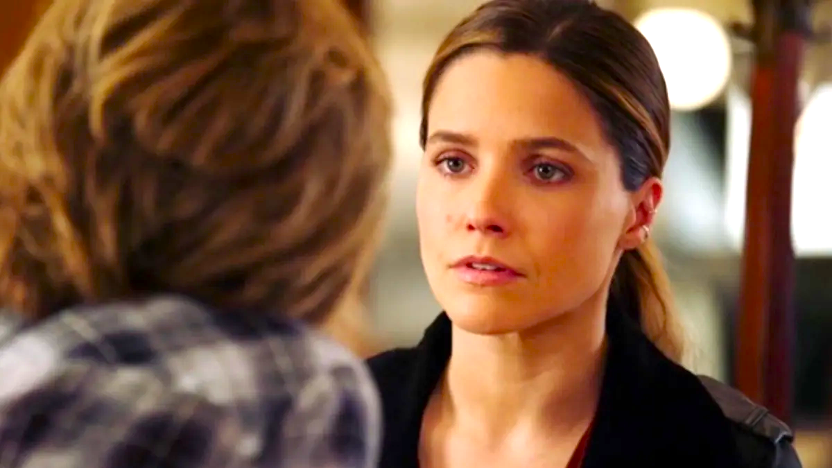 Sophia Bush as Erin Lindsay on Chicago P.D.