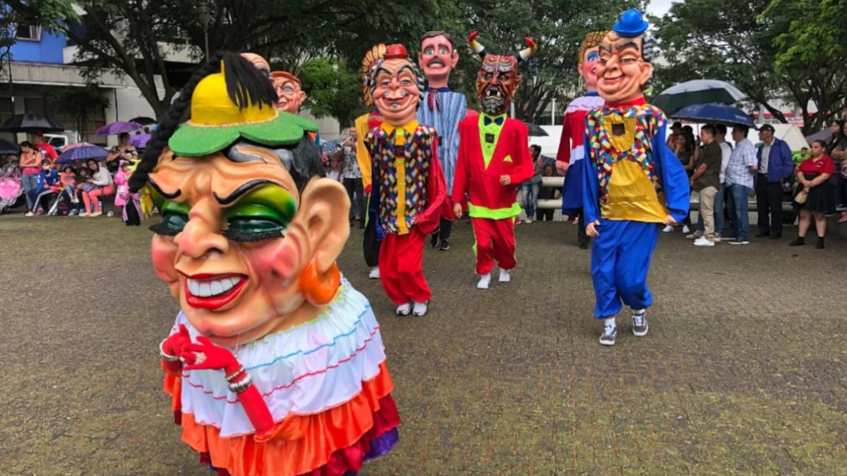 Día Nacional de la Mascarada Costarricense