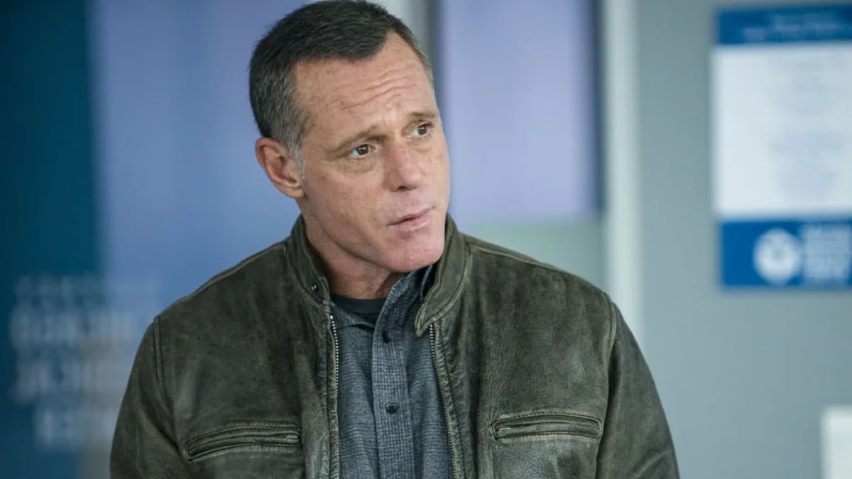 Jason Beghe in a scene from Chicago P.D. as Hank Voight