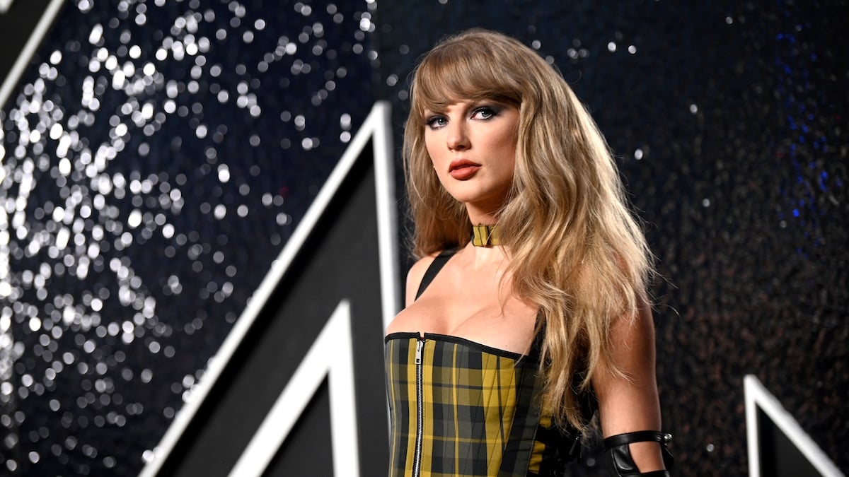 Taylor Swift in a yellow-and-black plaid number at the 2024 VMAs