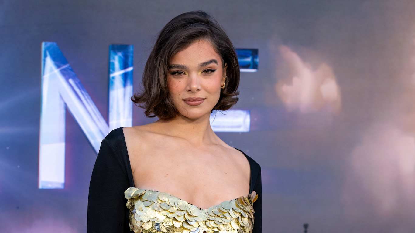 ‘I don’t know!’ Hailee Steinfeld literally just ran away when asked if