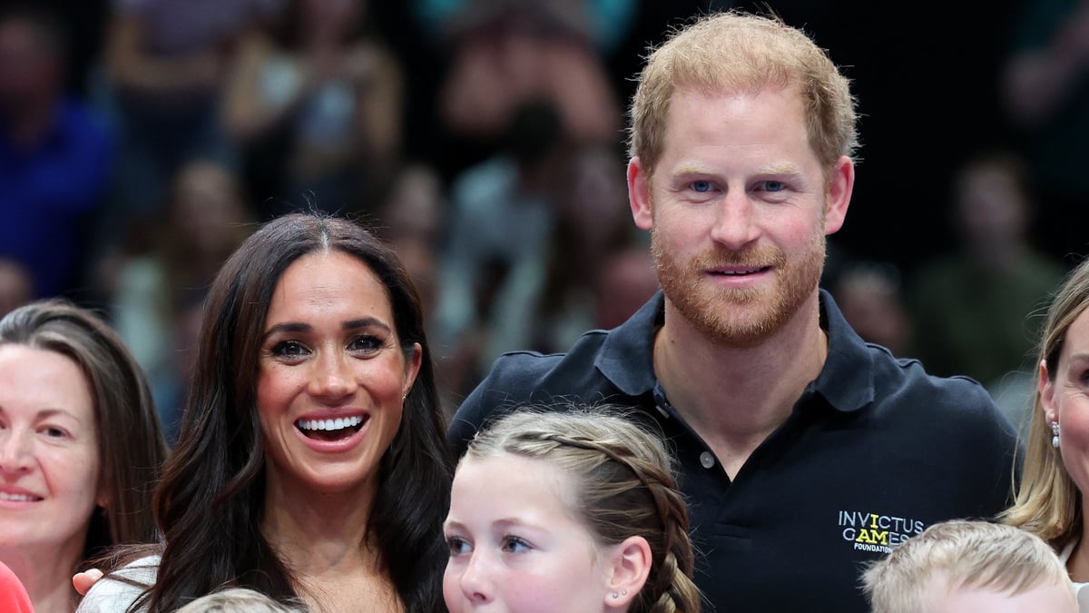 DUESSELDORF, GERMANY - SEPTEMBER 13: Meghan, Duchess of Sussex and Prince Harry, Duke of Sussex attend the F&F Kids’ Competition at Centre Court at the Merkus Spiel-Arena during day four of the Invictus Games Düsseldorf 2023 on September 13, 2023 in Duesseldorf, Germany.