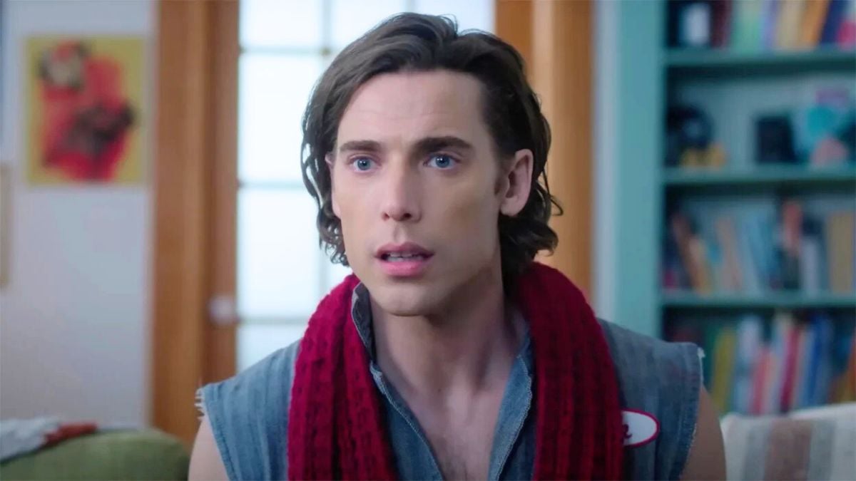 Dustin Milligan looks shocked as Jack in Netflix's Hot Frosty