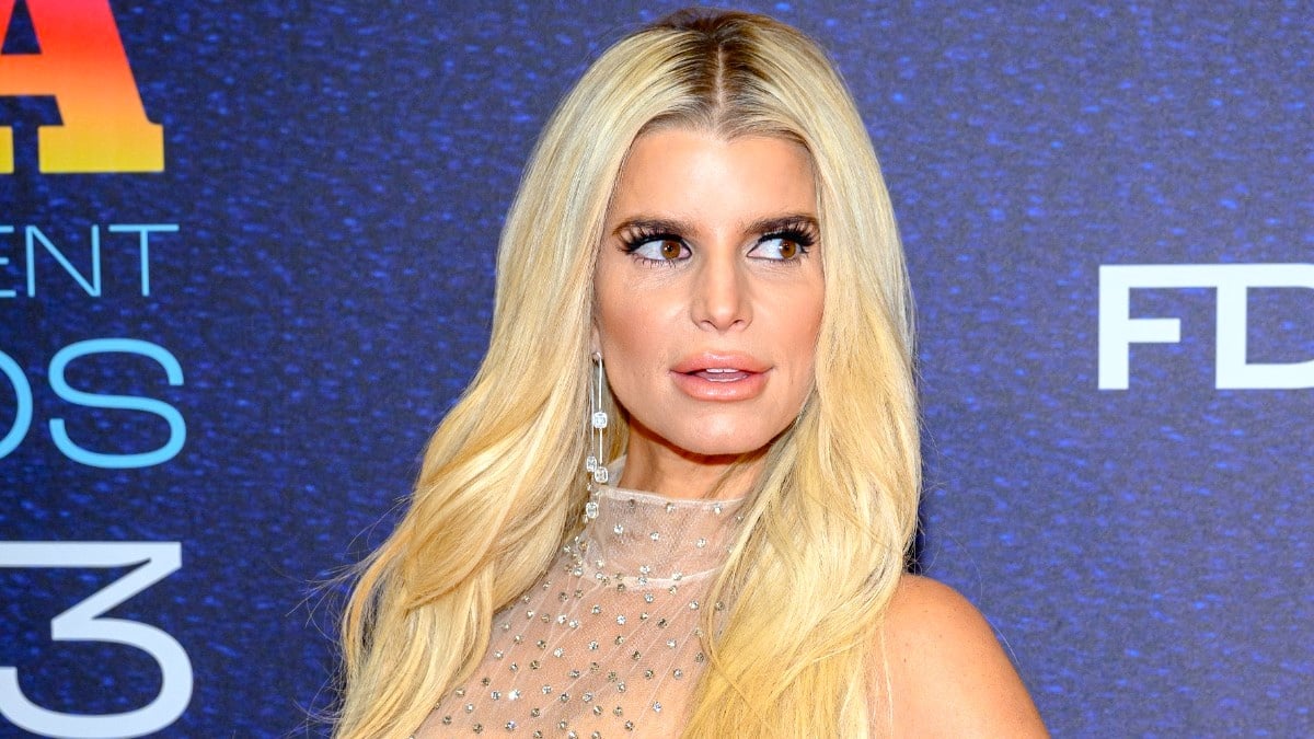 Jessica Simpson attends the 37th Annual Footwear News Achievement Awards