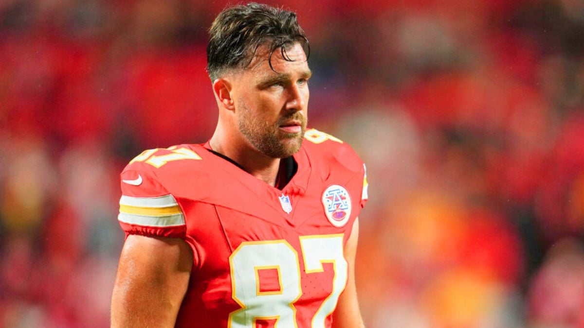 KANSAS CITY, MO - NOVEMBER 04: Travis Kelce #87 of the Kansas City Chiefs warms up before kickoff against the Tampa Bay Buccaneers during an NFL football game at GEHA Field at Arrowhead Stadium on November 4, 2024 in Kansas City, Missouri. (Photo by Cooper Neill/Getty Images)