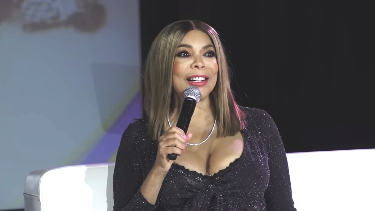 Wendy Williams during an interview with JusNik of WBLS at Circle of Sisters 2022. Photo from Wikimedia Commons.