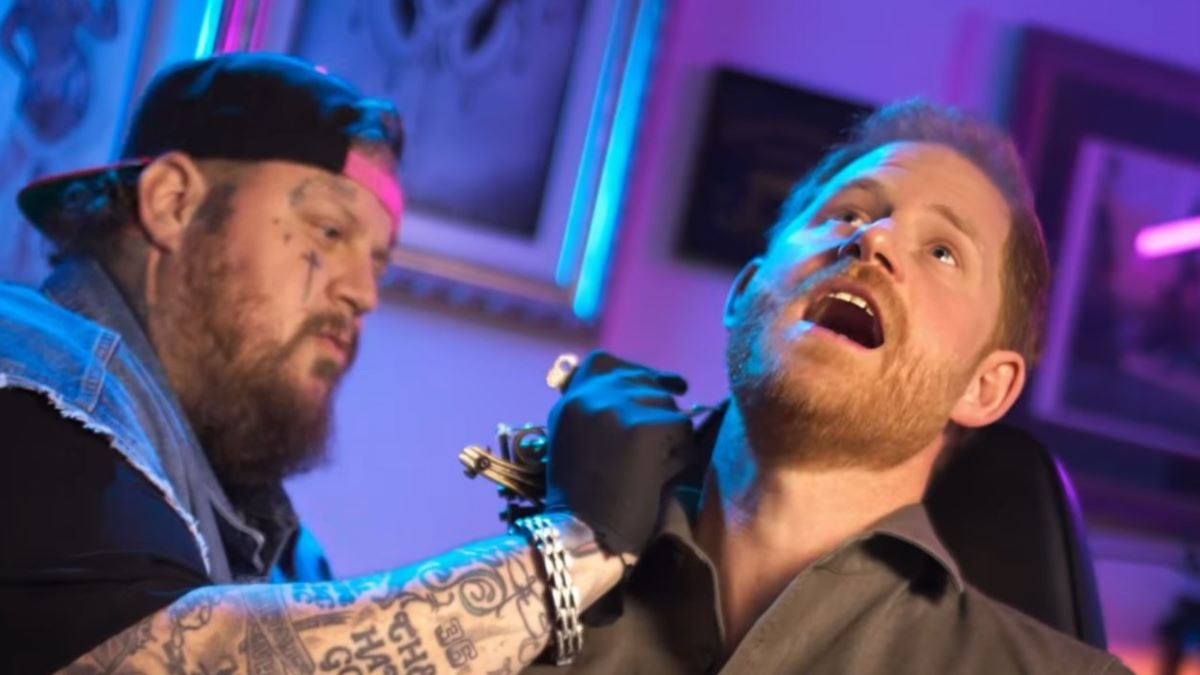 Prince Harry gets a tattoo from Jelly Roll