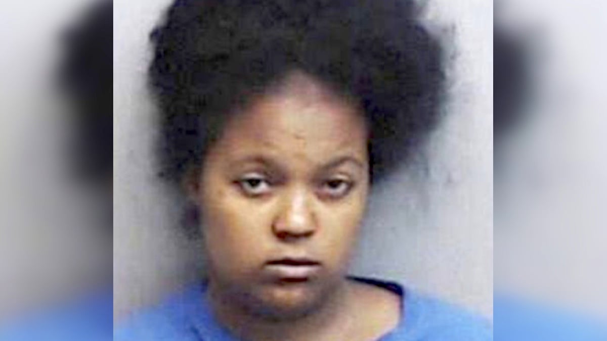 Lamora Williams Mugshot via Fulton County Sheriff's Office