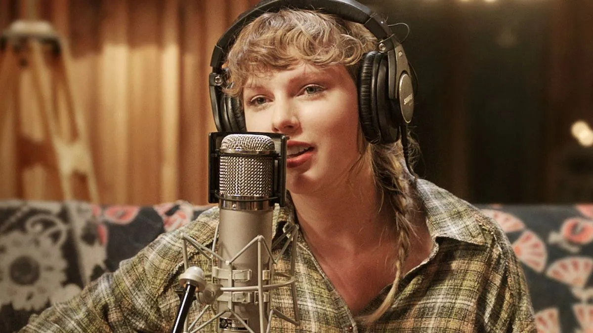 Taylor Swift in the Folklore Long Pond Studio Sessions