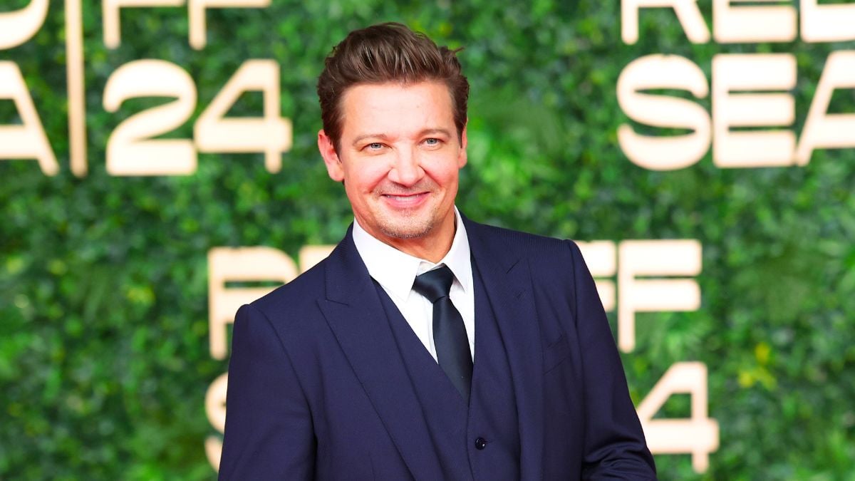 Jeremy Renner attends the We Live in Time gala screening at the Red Sea International Film Festival 2024