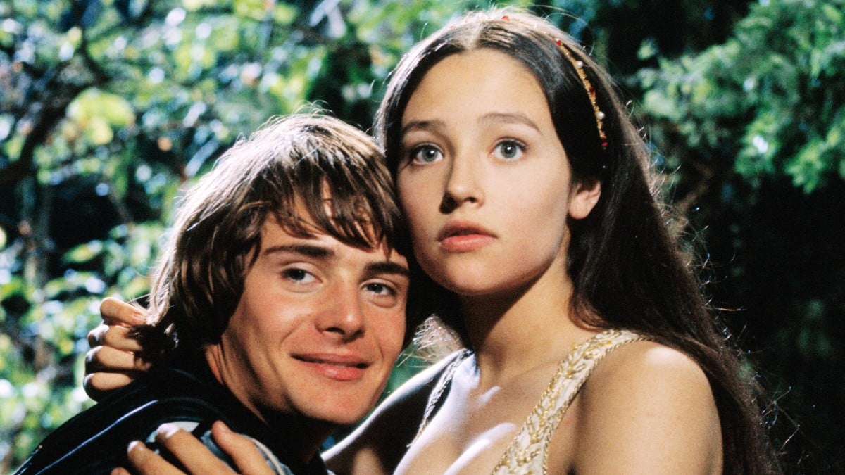 Olivia Hussey as Juliet