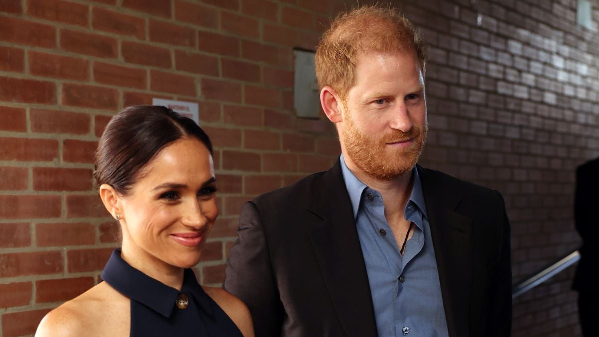 BOGOTA, COLOMBIA - AUGUST 15: Prince Harry, Duke of Sussex and Meghan, Duchess of Sussex visit local charter school, Colegio Cultura Popular during The Duke and Duchess of Sussex's Colombia Visit on August 15, 2024 in Bogota, Colombia. (Photo by Eric Charbonneau/Archewell Foundation via Getty Images)