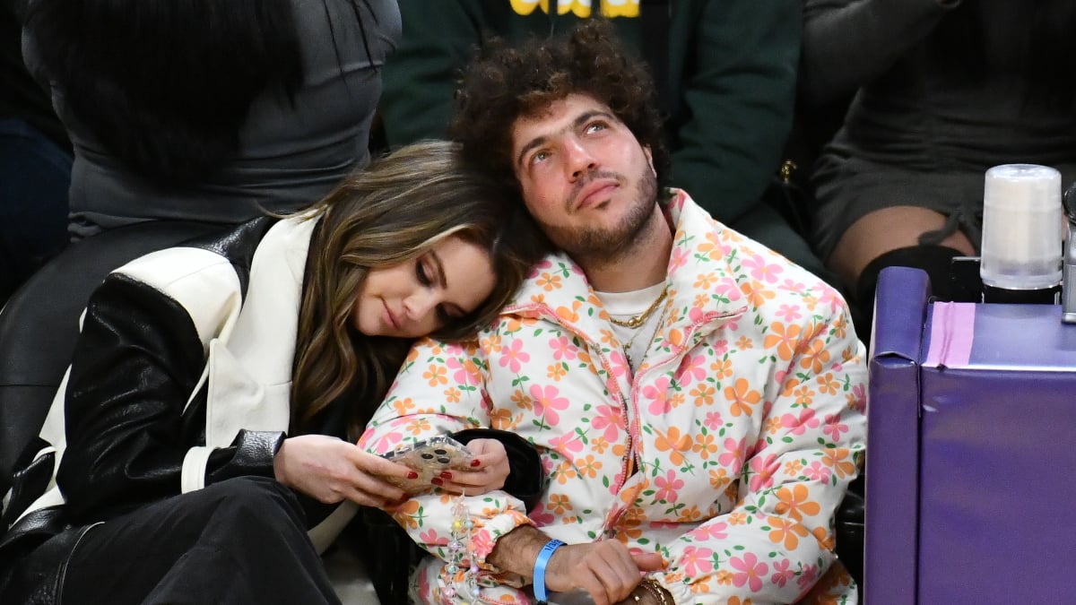 LOS ANGELES, CALIFORNIA - JANUARY 03: Selena Gomez and Benny Blanco attend a basketball game between the Los Angeles Lakers and the Miami Heat at Crypto.com Arena on January 03, 2024 in Los Angeles, California. NOTE TO USER: User expressly acknowledges and agrees that, by downloading and or using this photograph, User is consenting to the terms and conditions of the Getty Images License Agreement. (Photo by Allen Berezovsky/Getty Images)