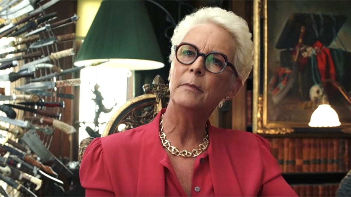 Jamie Lee Curtis as Linda in Knives Out