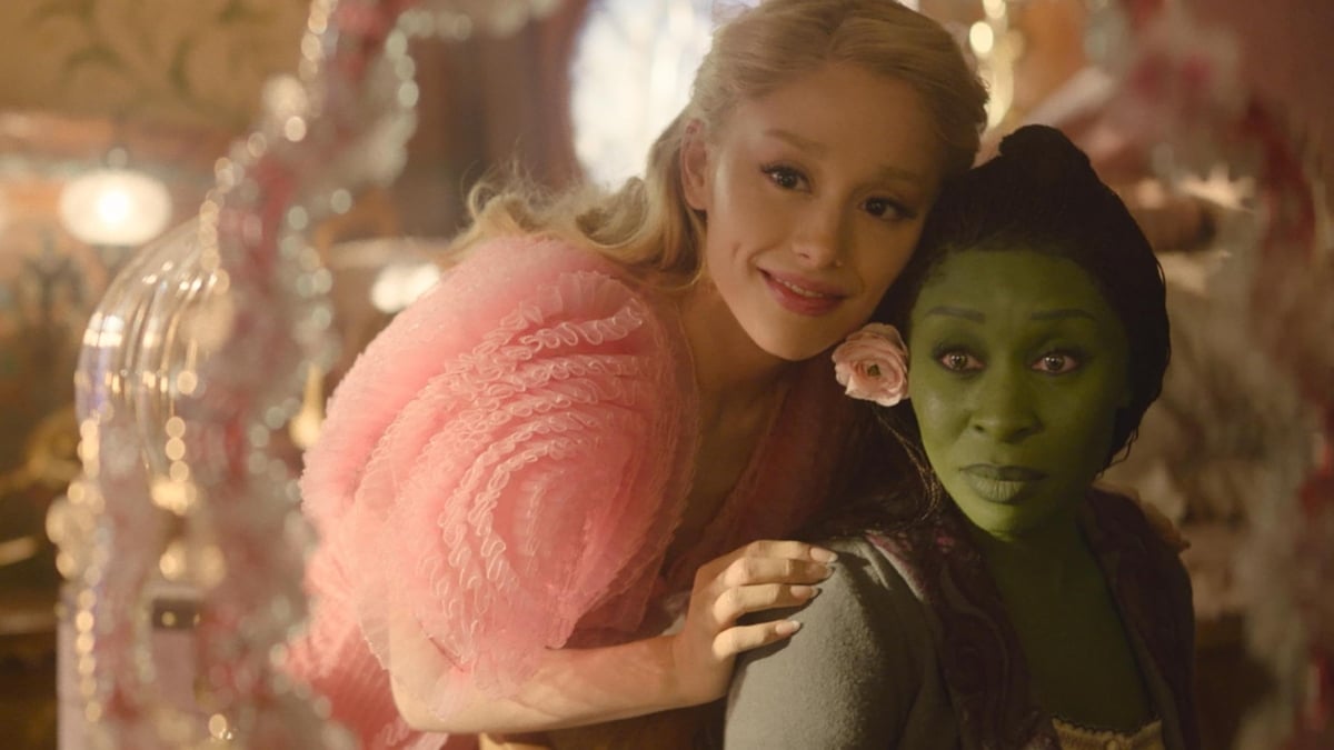 Ariana Grande as Glinda and Cynthia Erivo as Elphaba in Wicked