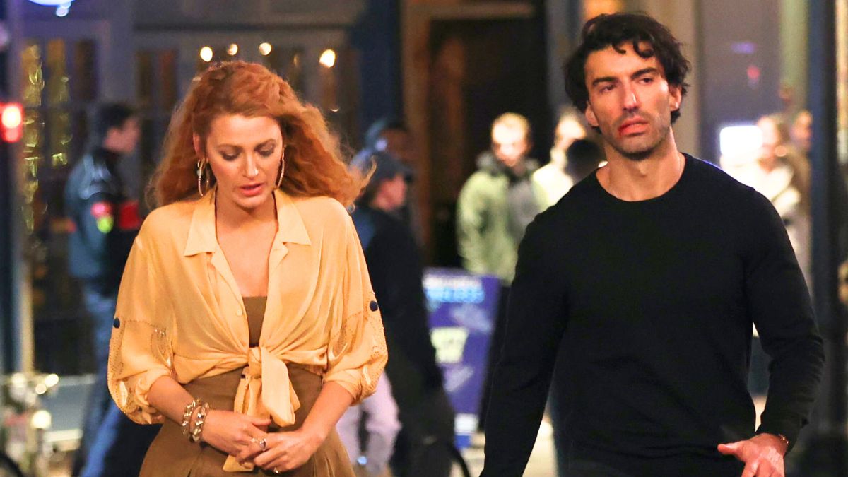 JERSEY CITY, NJ - JANUARY 12: Blake Lively and Justin Baldoni are seen on the set of 'It Ends with Us' on January 12, 2024 in Jersey City, New Jersey. (Photo by Jose Perez/Bauer-Griffin/GC Images)