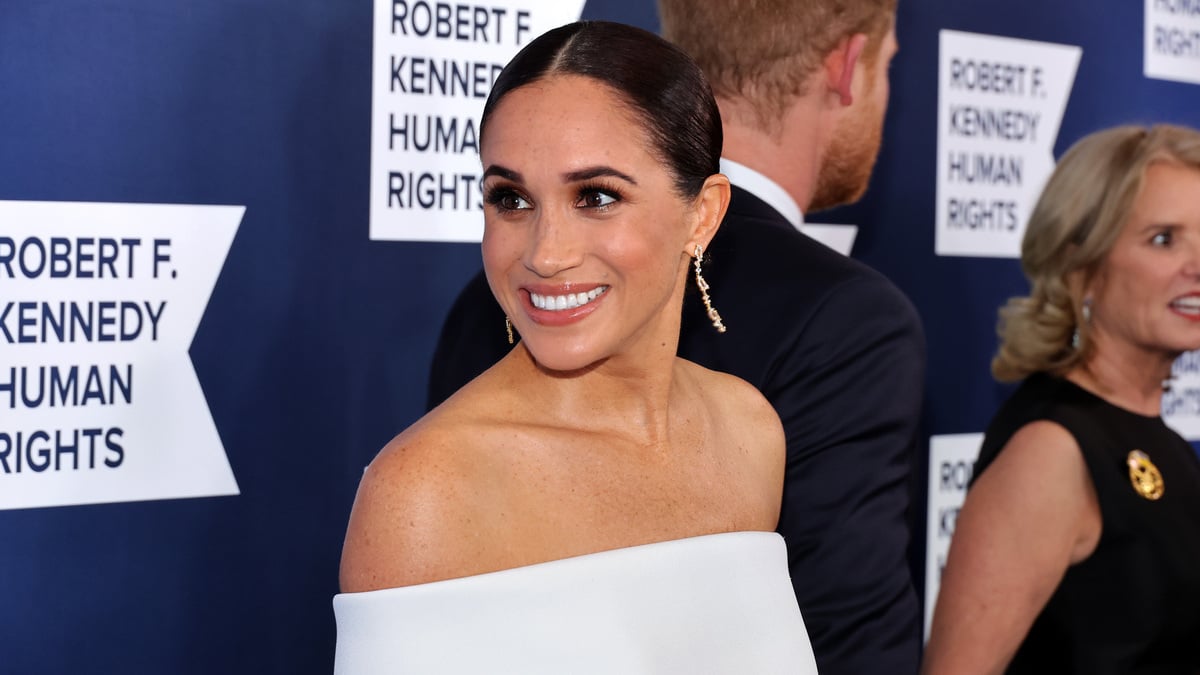 NEW YORK, NEW YORK - DECEMBER 06: Meghan, Duchess of Sussex attends the 2022 Robert F. Kennedy Human Rights Ripple of Hope Gala at New York Hilton on December 06, 2022 in New York City.