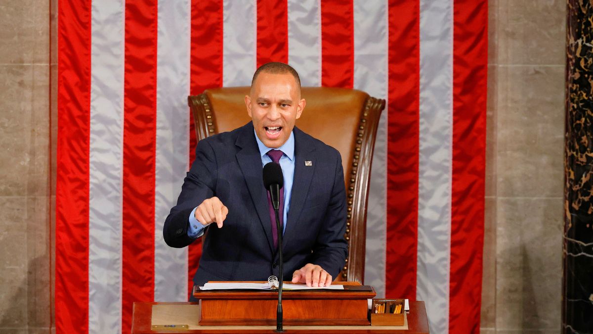 WASHINGTON, DC - JANUARY 03: U.S. Rep. Hakeem Jeffries (D-NY) speaks on the first day of the 119th Congress in the House Chamber of the U.S. Capitol Building on January 03, 2025 in Washington, DC. Rep. Mike Johnson (R-LA) retained his Speakership in the face of opposition within his own party as the 119th Congress holds its first session to vote for a new Speaker of the House. (Photo by Chip Somodevilla/Getty Images)