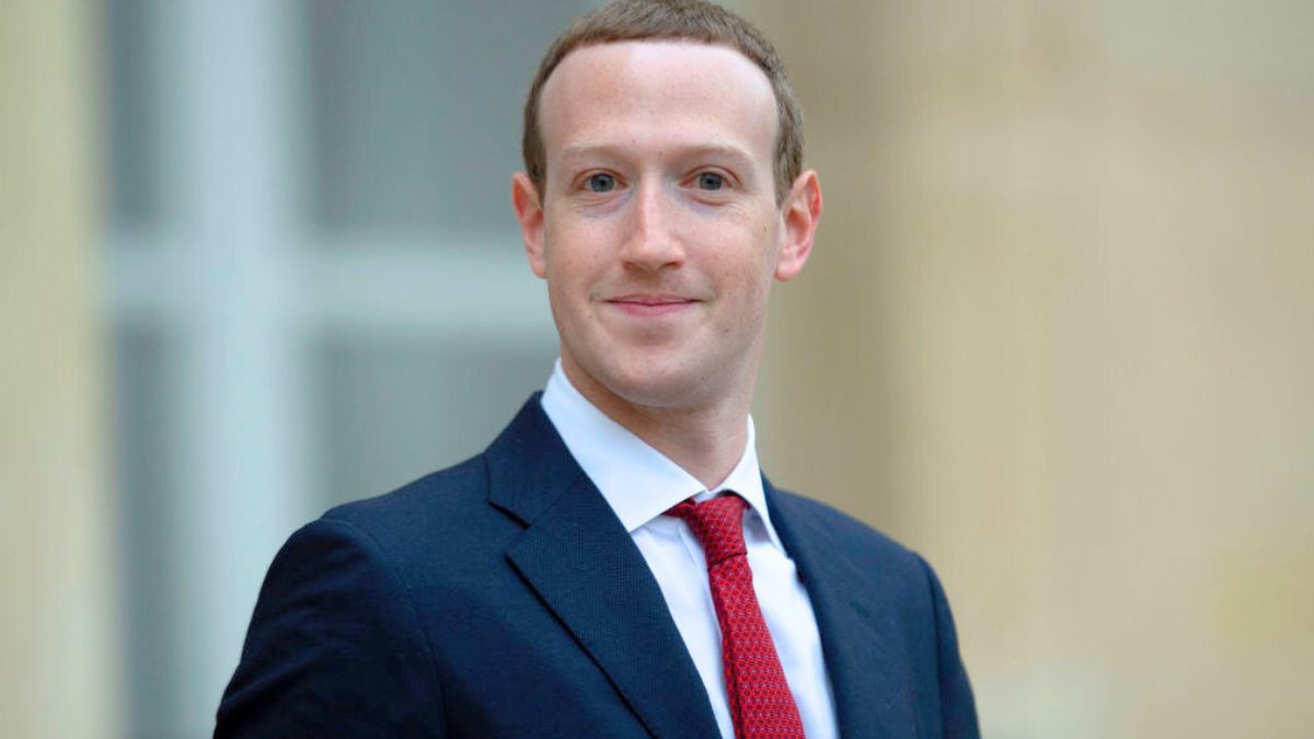 PARIS, FRANCE - MAY 10: Facebook CEO Mark Zuckerberg leaves the Elysee Palace after a meeting with French President Emmanuel Macron on May 10, 2019 in Paris, France. President Macron and Zuckerberg will talk about cracking down the spread of misinformation and hate speech. (Photo by Aurelien Meunier/Getty Images)