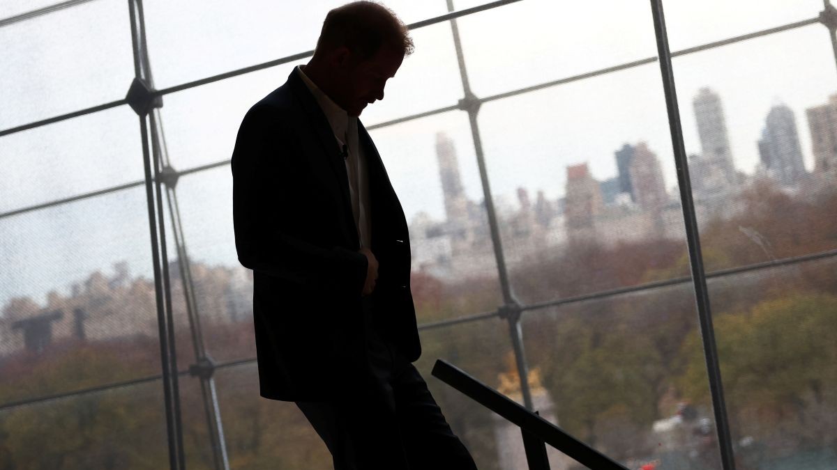 NEW YORK, NEW YORK - DECEMBER 04: Prince Harry, The Duke of Sussex, leaves the stage during the New York Times annual DealBook summit at Jazz at Lincoln Center on December 04, 2024 in New York City. The NYT summit with Andrew Ross Sorkin returns with interviews on the main stage including Sam Altman, co-founder and C.E.O. of OpenAI, Jeff Bezos, founder and executive chairman of Amazon and owner of the Washington Post, former U.S. President Bill Clinton and Prince Harry, The Duke of Sussex, among others. The discussions will touch on topics such as business, politics and culture.