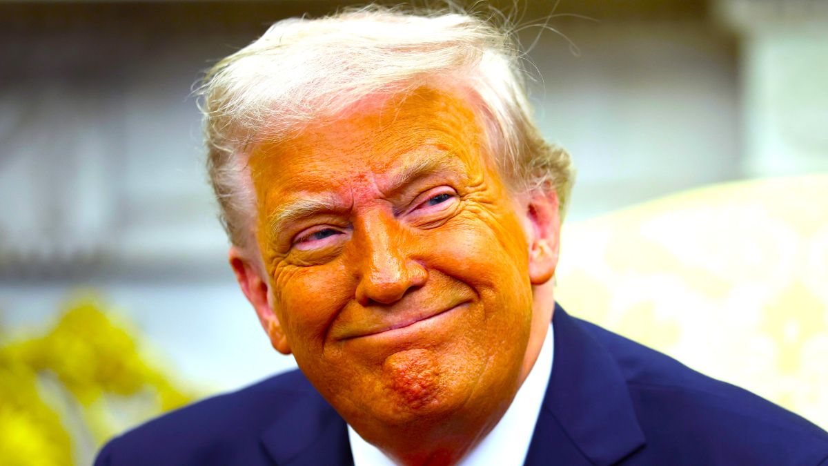 U.S. President Donald Trump smiles as he meets with President Nayib Bukele of El Salvador in the Oval Office of the White House April 14, 2025 in Washington, DC. Trump and Bukele were expected to discuss a range of bilateral issues including the detention of Kilmar Armando Abrego Garcia, who has been held in a prison in El Salvador since March 15. (Photo by Win McNamee/Getty Images)