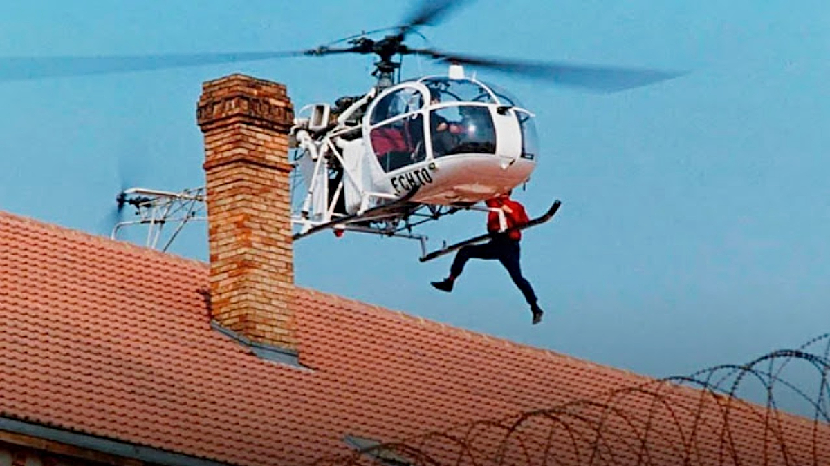 Nadine Vaujour helping her husband, Michel, escape from prison