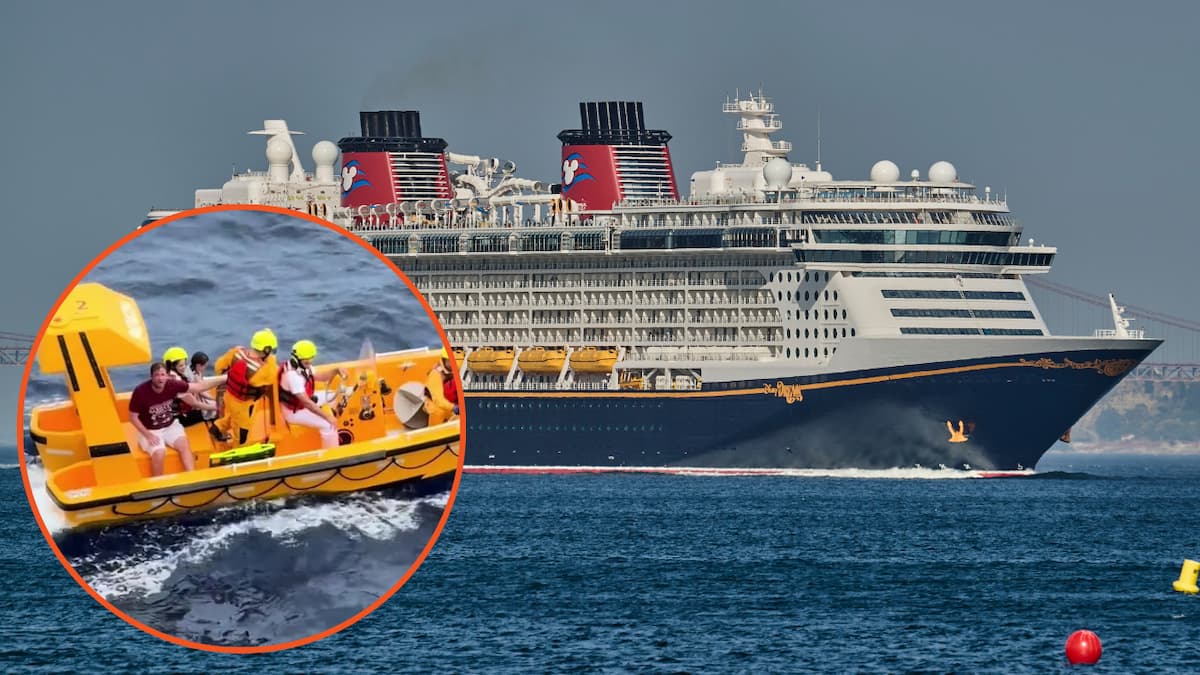 Disney cruise ship