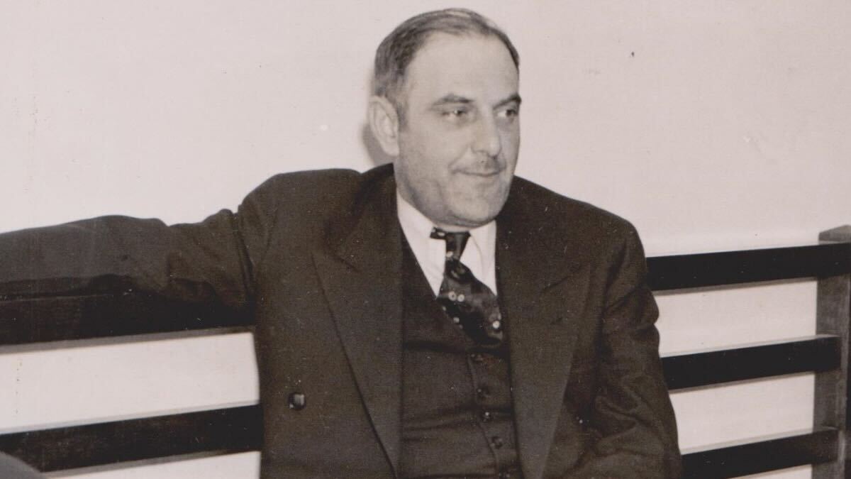 Victor Rustig - The man who sold the Eiffel Tower