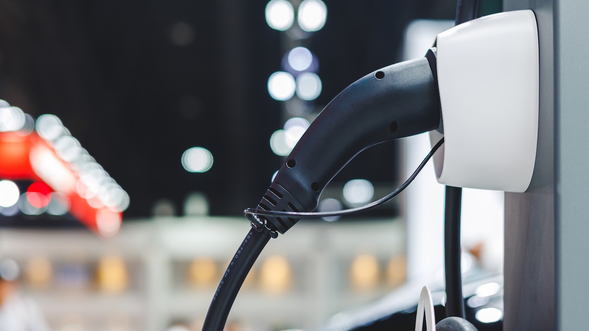Plugin EV charging via Getty Images, coffeekai