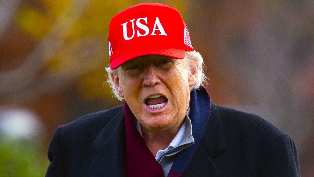 U.S. President Donald Trump arrives on the South Lawn of the White House on November 22, 2025 in Washington, DC. Trump visited Joint Base Andrews in Prince Georges County Maryland to tour the golf course located on the base. (Photo by John McDonnell/Getty Images)