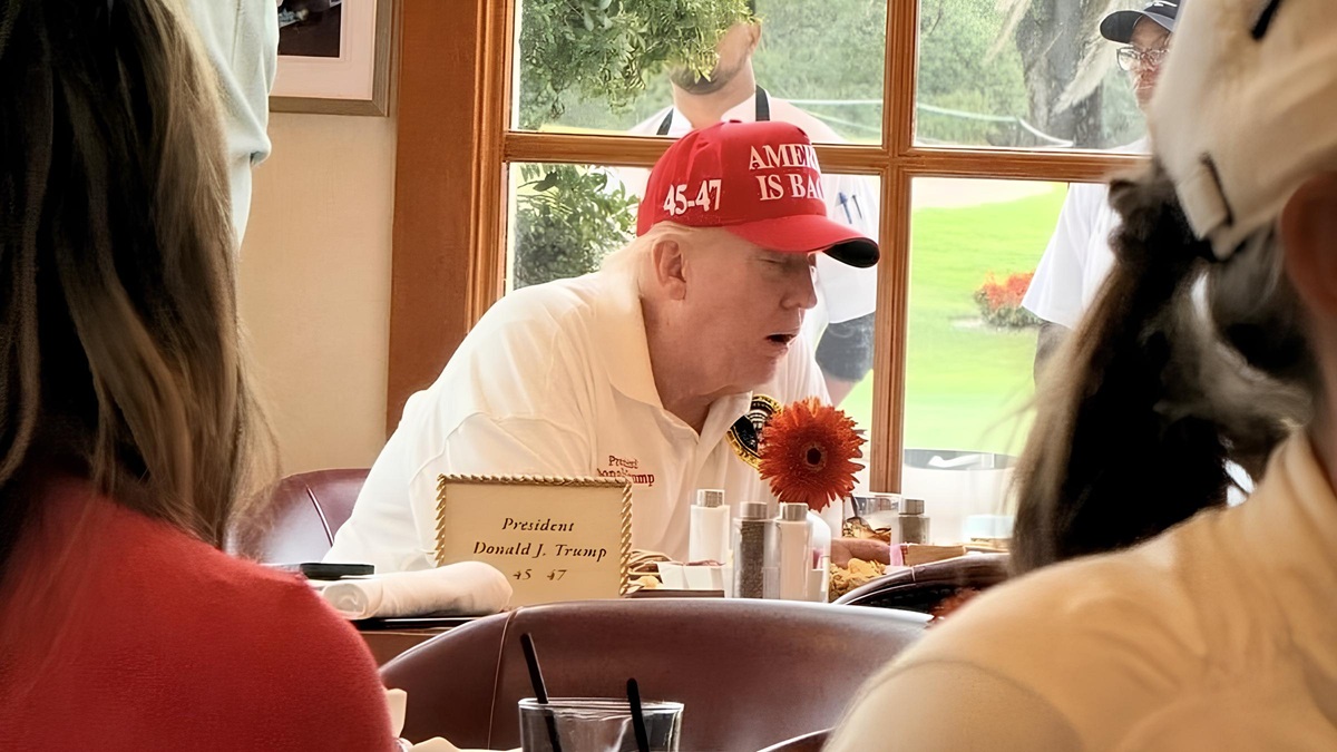 Donald Trump at his golf club, November 30, 2025