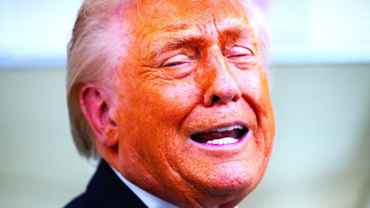 U.S. President Donald Trump speaks to reporters on board Air Force One while flying in between Ireland and Washington as he returns from the World Economic Forum on January 22, 2026. Following a meeting with NATO Secretary General Mark Rutte, Trump announced a deal with European leaders on the semi-autonomous Danish territory of Greenland during the annual meeting of political and business leaders in Davos. (Photo by Chip Somodevilla/Getty Images)