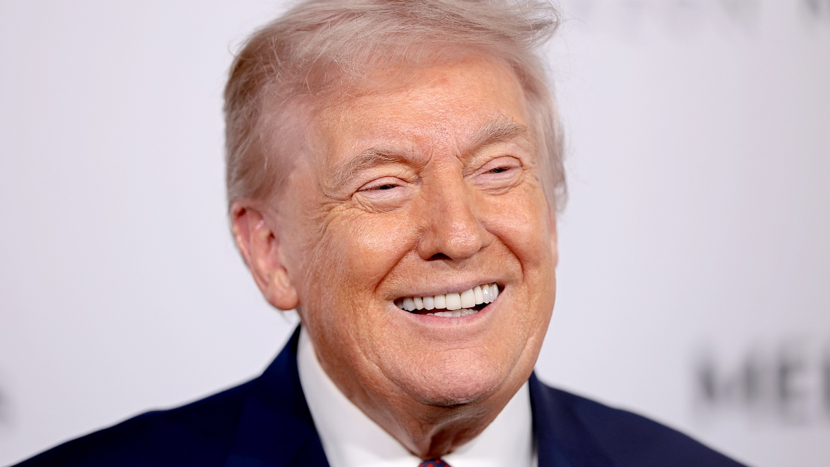 Trump warns people of very serious force if they protest against ICE