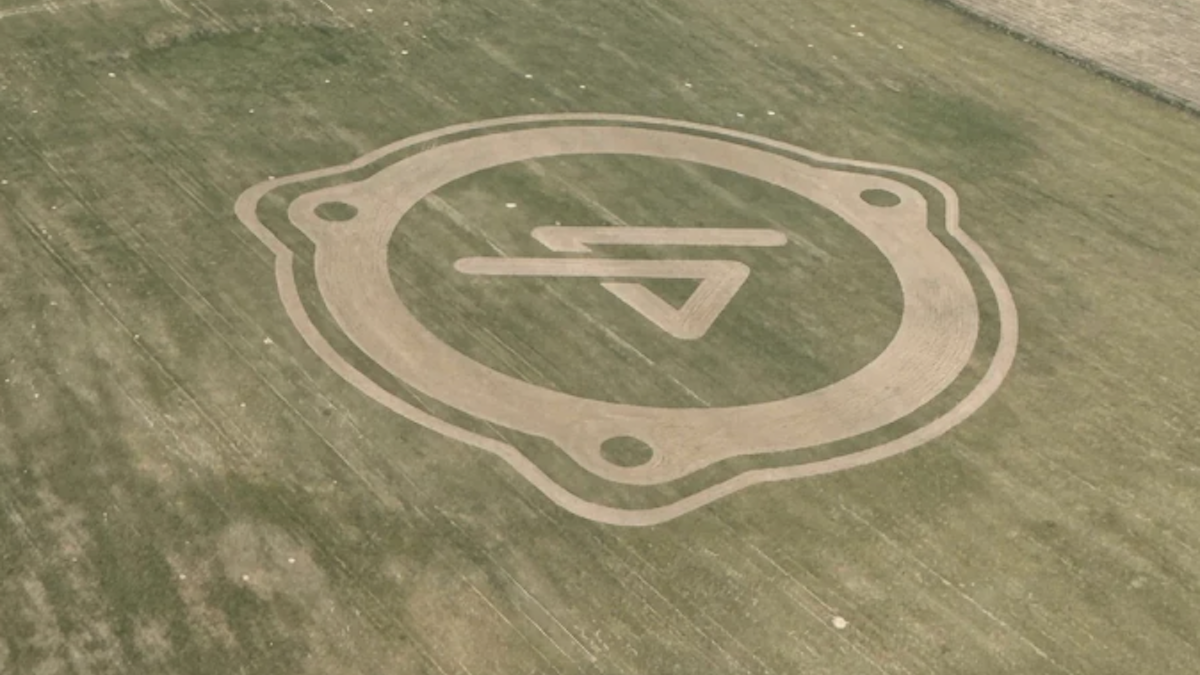 Denver airport crop circle via u:SignalAfter, Reddit