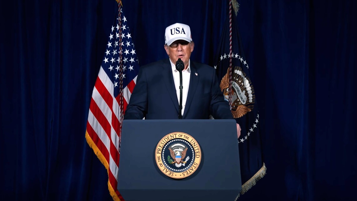 Donald Trump announcing the strikes on Iran