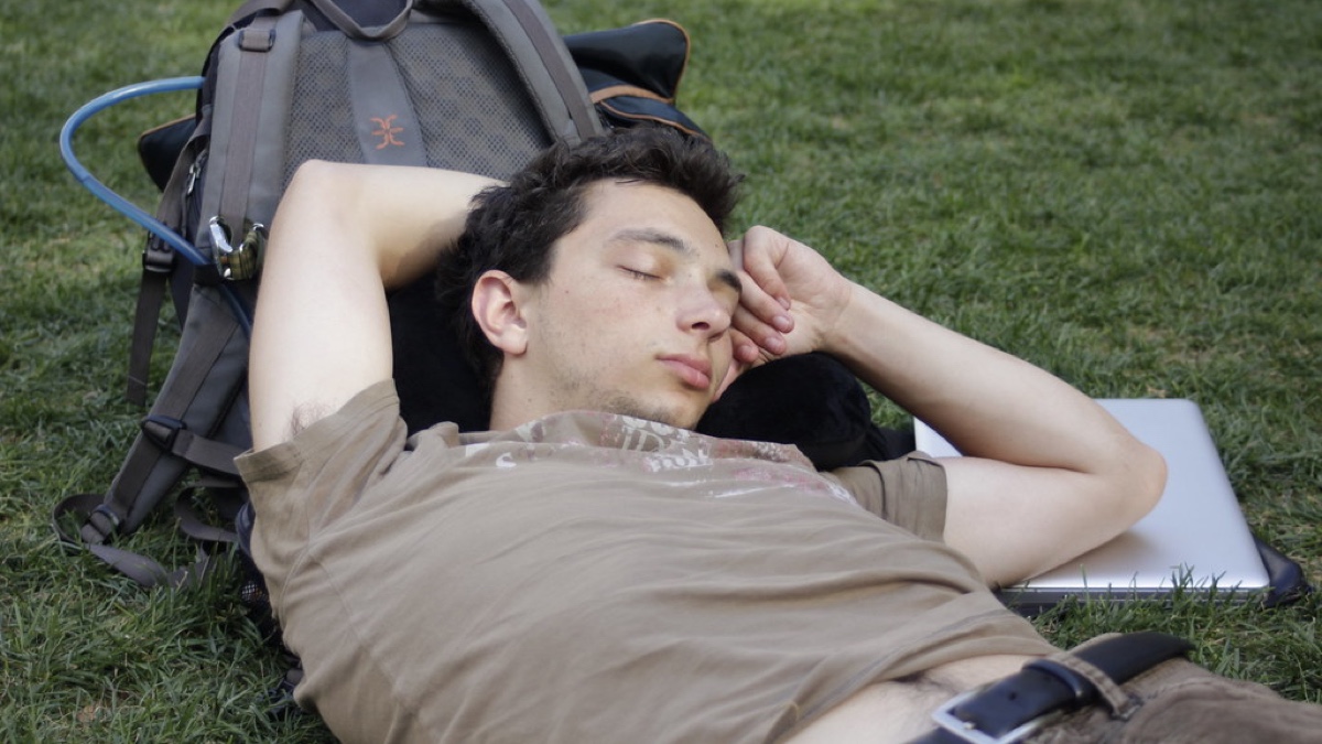 Man sleeping Image by WarmSleepy, CC BY 2.0.