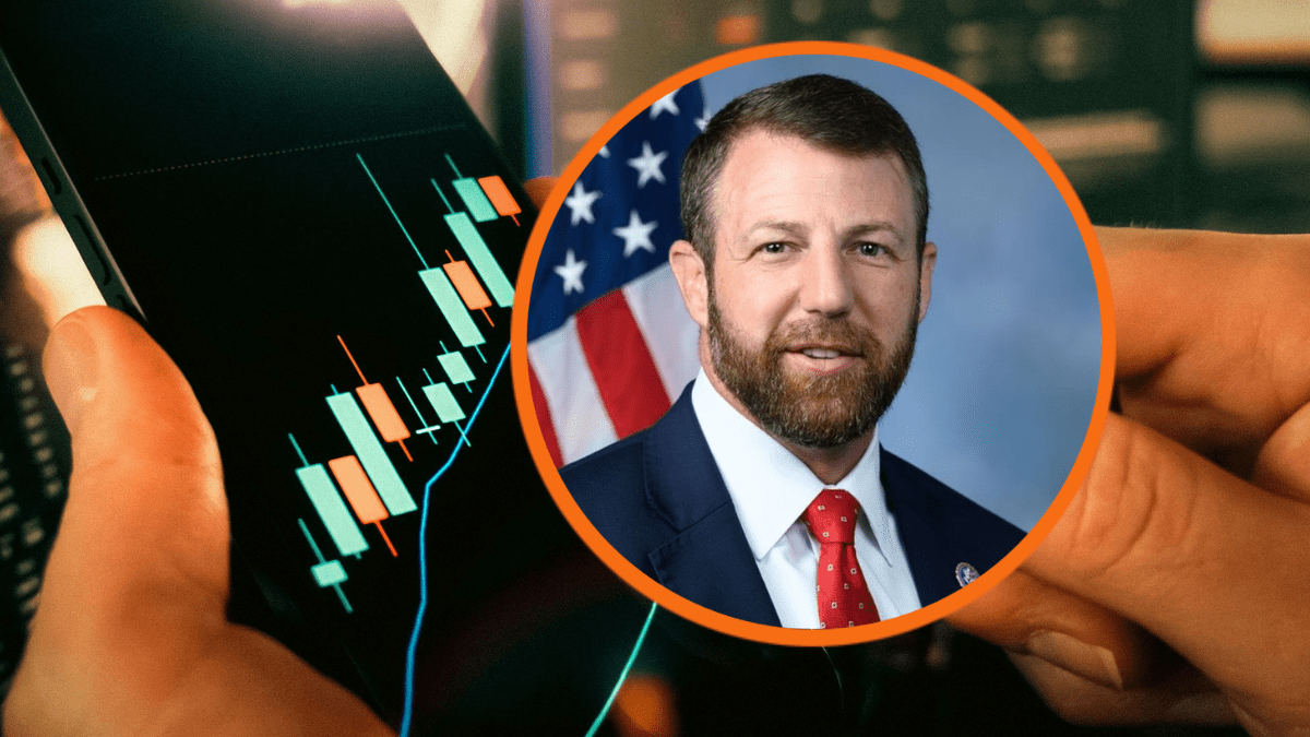 Images by Jakub Zerdzicki on Pexels & United States House of Representatives, Public domain. Via Wikimedia Commons.