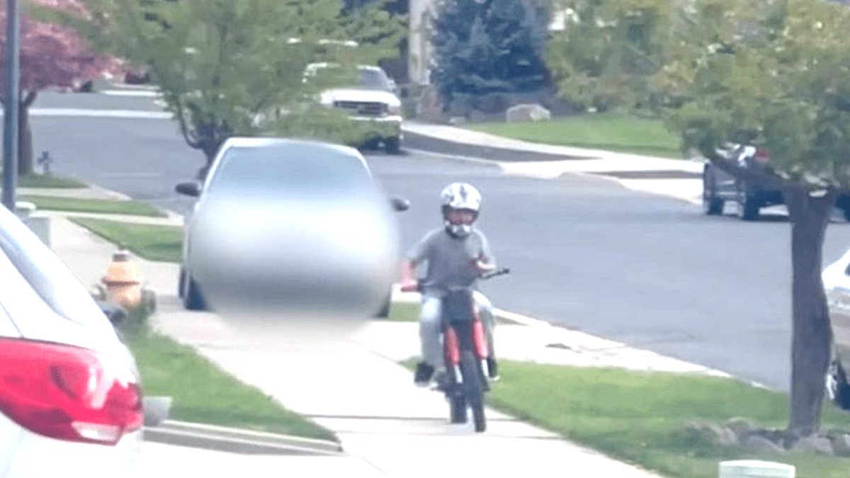 Sidewalk chase via Spokane County Sheriff's Office